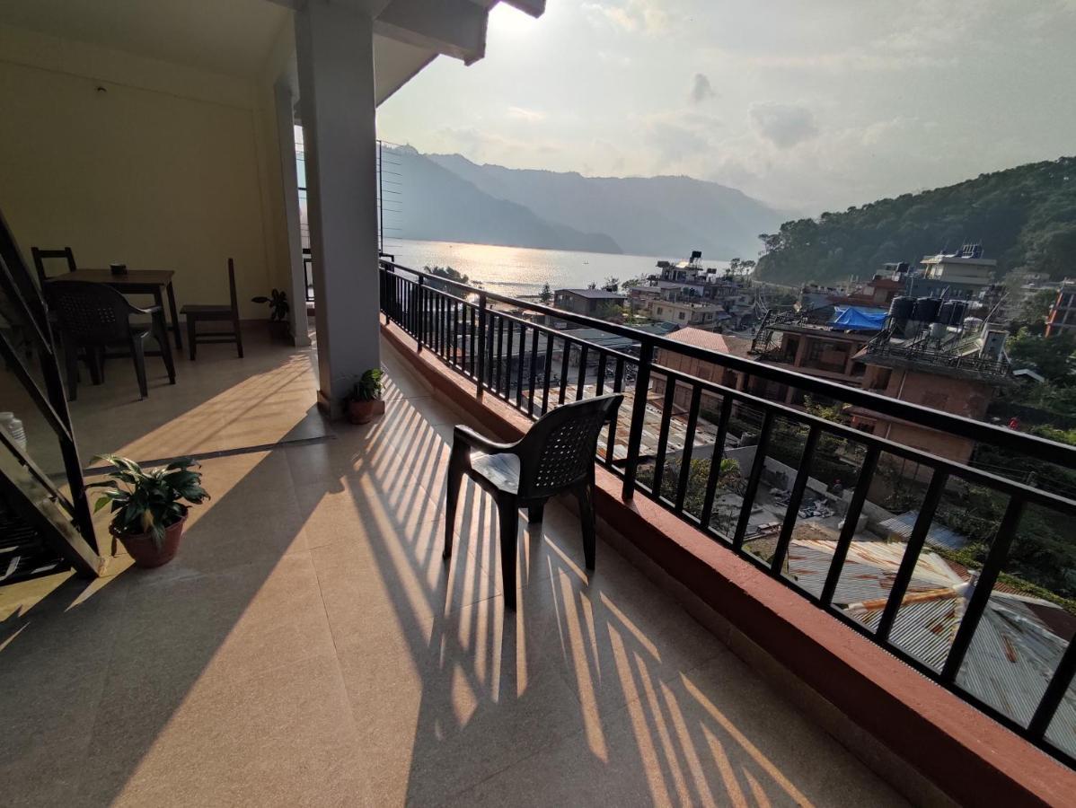 Hotel Green Hill View Pokhara Phòng bức ảnh