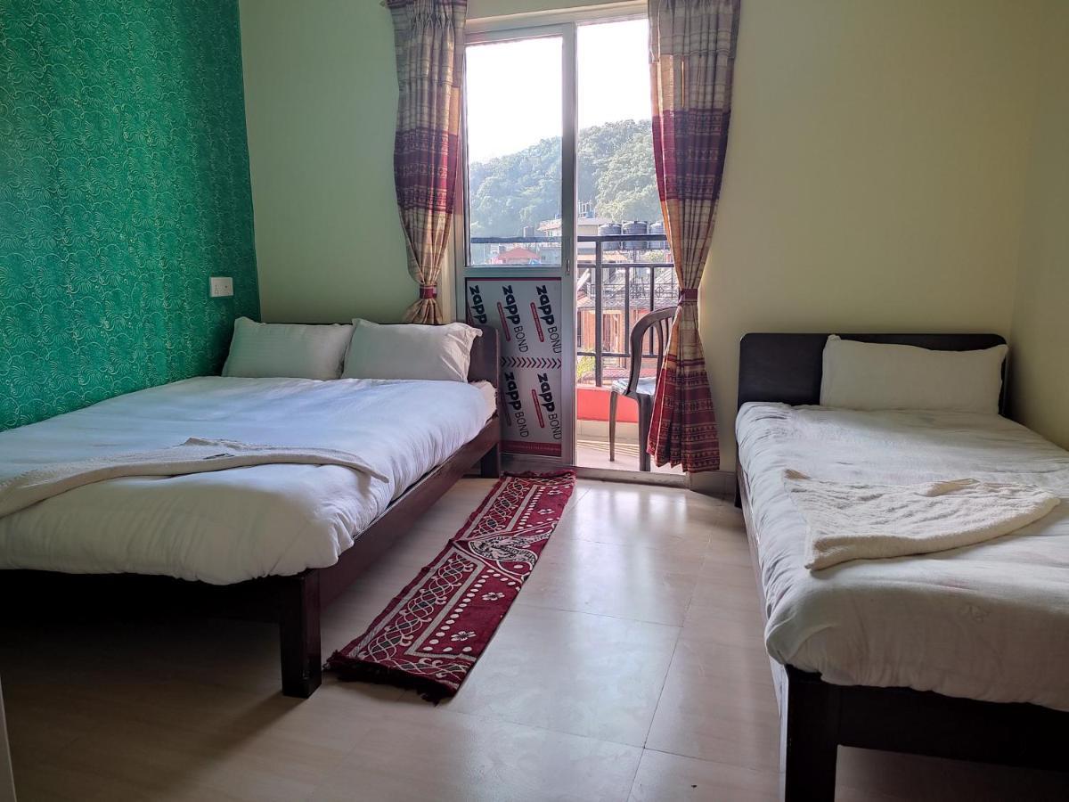 Hotel Green Hill View Pokhara Phòng bức ảnh