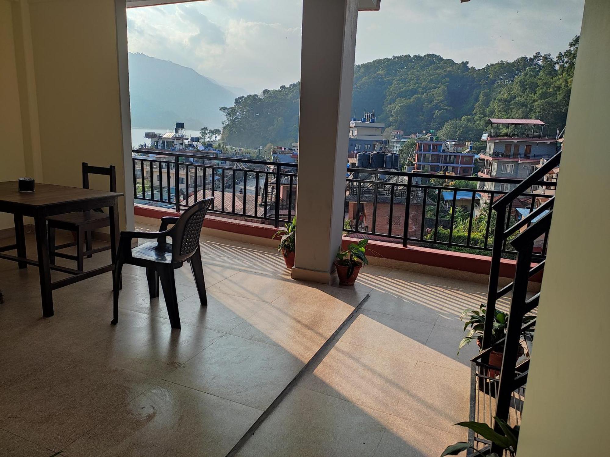 Hotel Green Hill View Pokhara Phòng bức ảnh